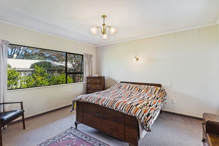 Photo of property in 5 Langdale Avenue, Paraparaumu, 5032