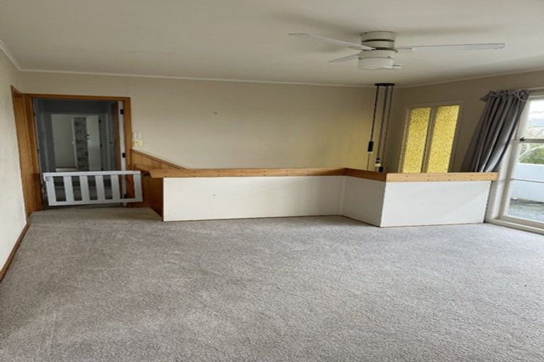 Photo of property in 36 Graham Avenue, Te Atatu Peninsula, Auckland, 0610