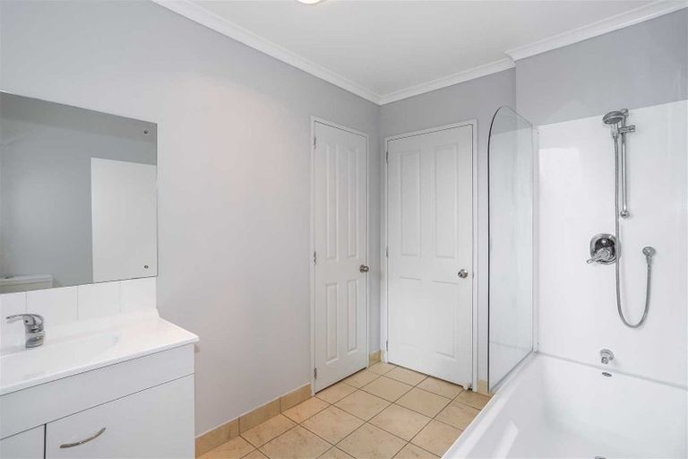 Photo of property in 21 Margarita Rise, Pukekohe, 2120