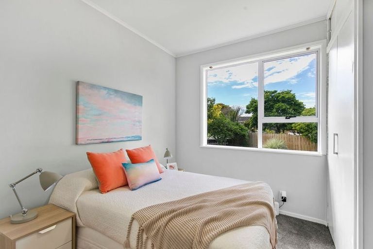 Photo of property in 13 Cooper Place, Papakura, 2110
