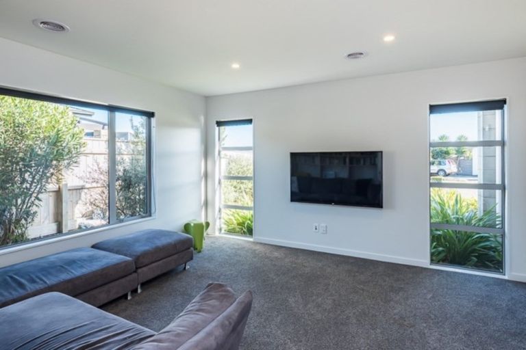 Photo of property in 4 Hana Udy Place, Paraparaumu Beach, Paraparaumu, 5032