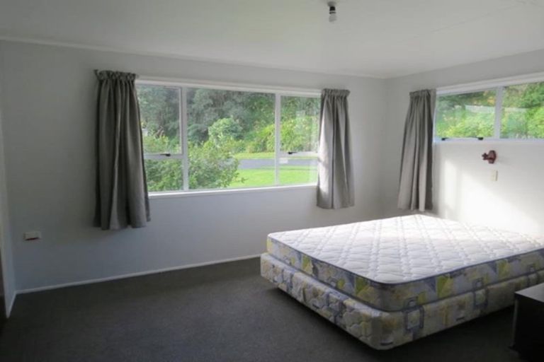 Photo of property in 40 Rangitake Drive, Spotswood, New Plymouth, 4310
