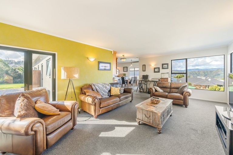 Photo of property in 117 Normandale Road, Normandale, Lower Hutt, 5010