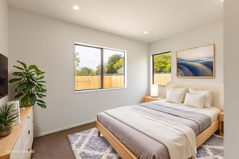 Photo of property in 90 Fergusson Street, Woodville, 4920
