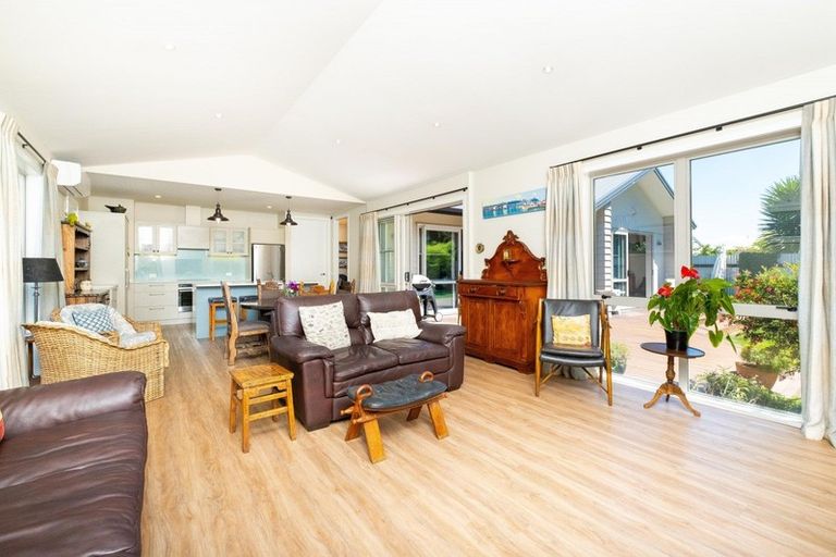 Photo of property in 8/8 Fitzroy Avenue, Hastings, 4122