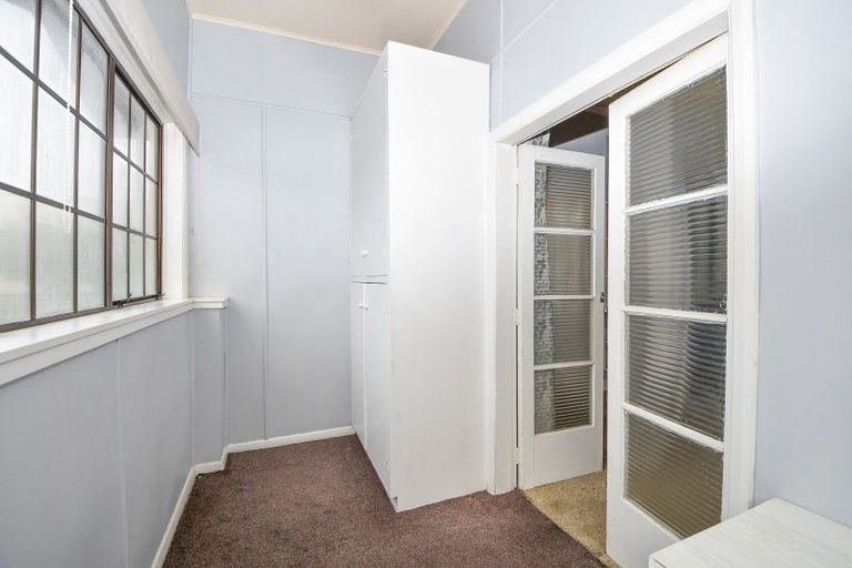 Photo of property in 243 High Street North, Carterton, 5713