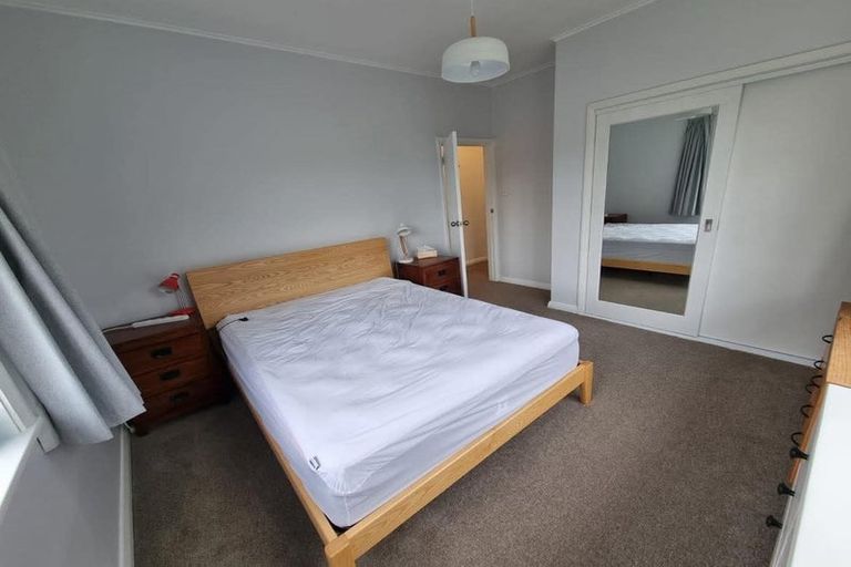 Photo of property in 12 Rodney Street, Northland, Wellington, 6012