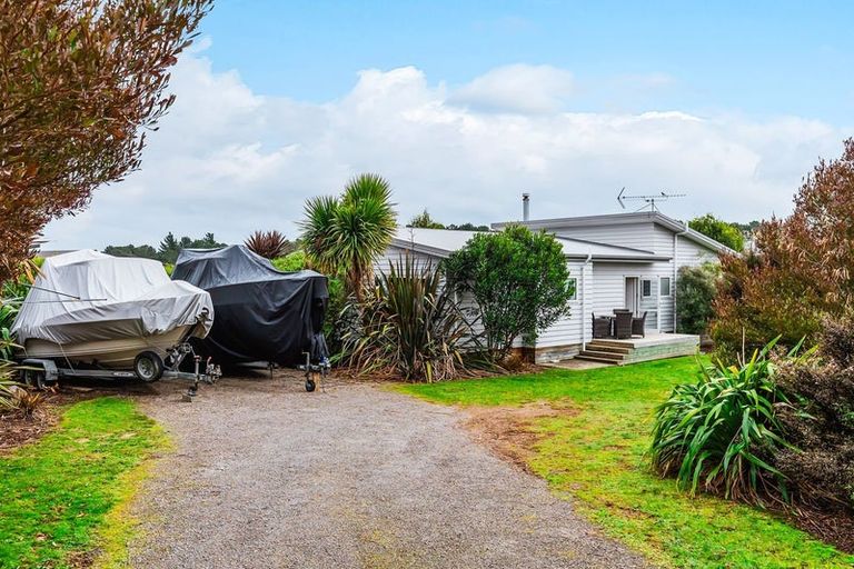 Photo of property in 4 John Norrie Place, Motuoapa, 3382