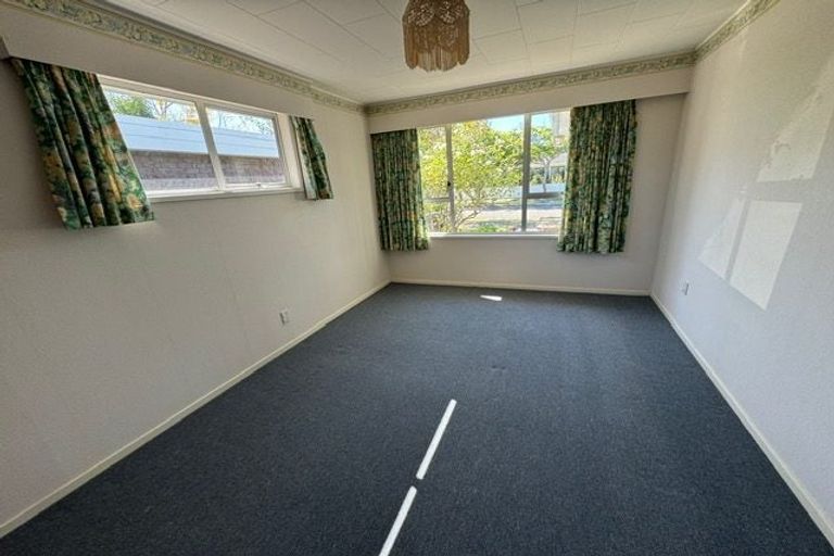 Photo of property in 18 Moorhouse Street, Taradale, Napier, 4112