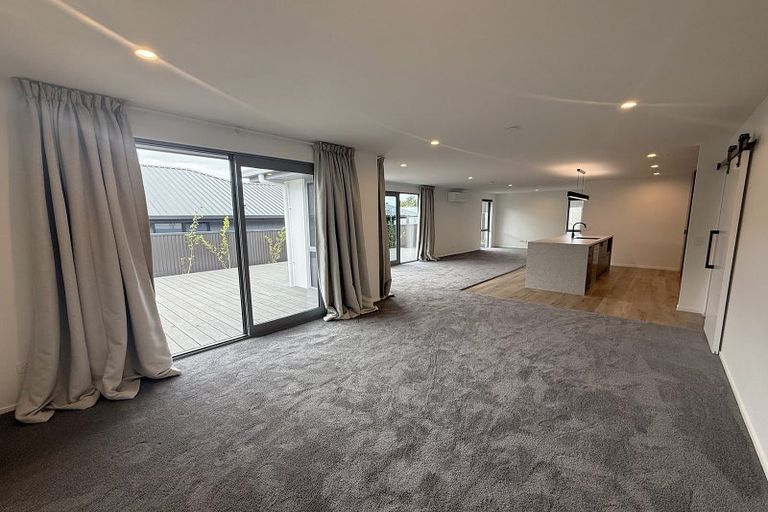 Photo of property in 11 Tapley Close, Halfway Bush, Dunedin, 9010