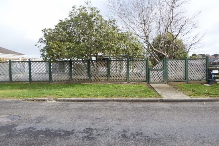 Photo of property in 14 Pukepapa Road, Marton, 4710