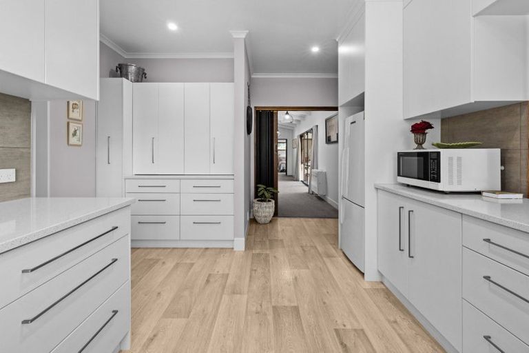 Photo of property in 37 Simla Avenue, Havelock North, 4130