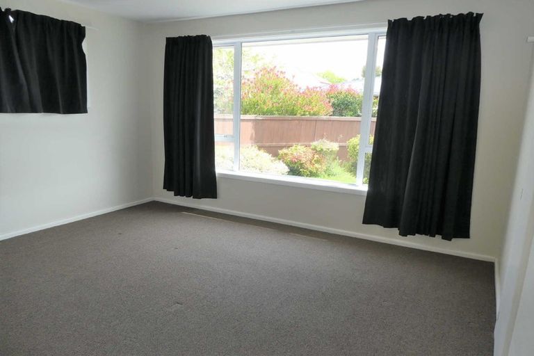 Photo of property in 271 Avonhead Road, Avonhead, Christchurch, 8042