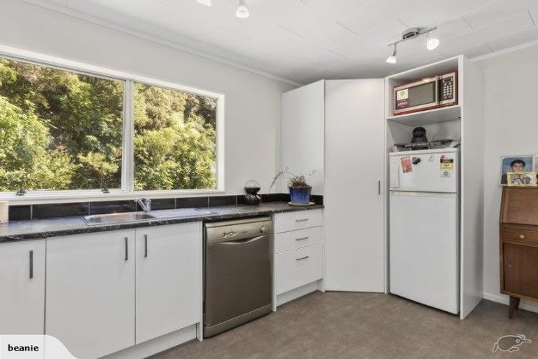 Photo of property in 18b August Street, Stokes Valley, Lower Hutt, 5019