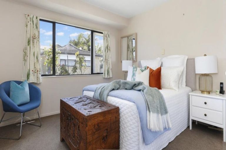 Photo of property in 1/15 Miro Road, Mangere Bridge, Auckland, 2022