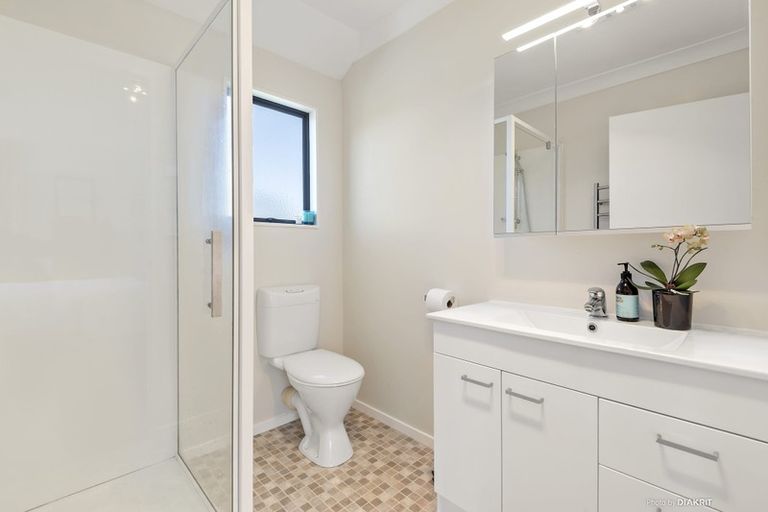 Photo of property in 24 Amesbury Drive, Churton Park, Wellington, 6037