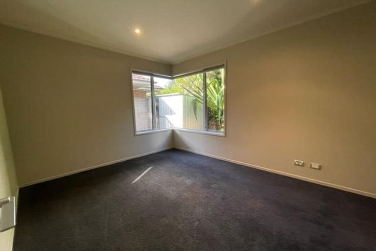Photo of property in 348 Beach Road, Mairangi Bay, Auckland, 0630