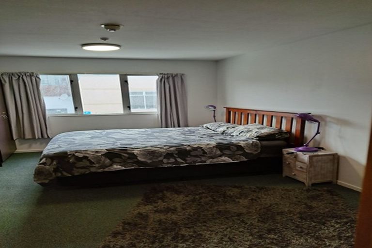 Photo of property in 12 Martin Square, Te Aro, Wellington, 6011