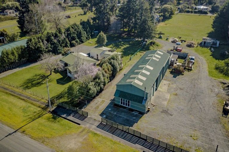 Photo of property in 36 Owen Street, Tikokino, Waipawa, 4273
