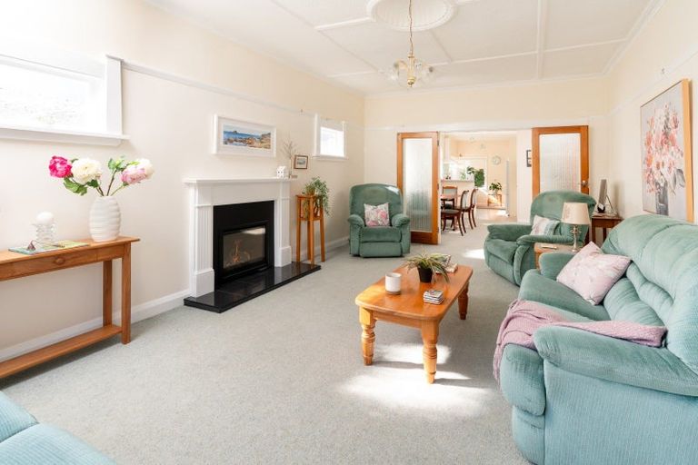 Photo of property in 57 Severn Street, Island Bay, Wellington, 6023