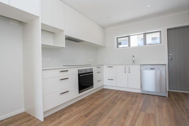 Photo of property in 13/19u Ruakiwi Road, Hamilton Lake, Hamilton, 3204