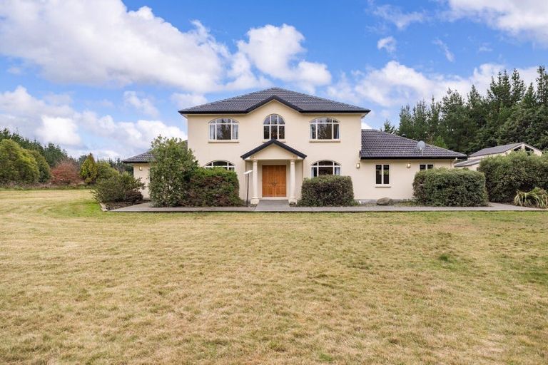 Photo of property in 16 Harpers Road, Loburn, Rangiora, 7472