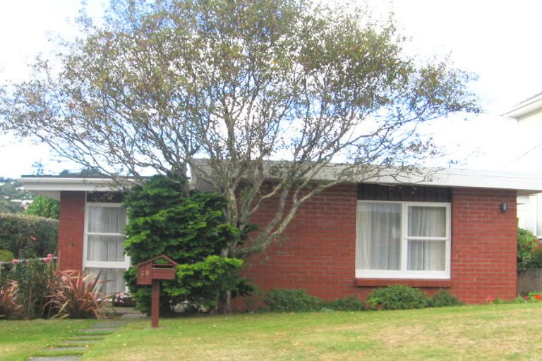 Photo of property in 18 Khouri Avenue, Karori, Wellington, 6012