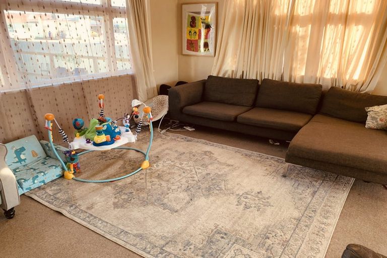 Photo of property in 28 Guppy Road, Greenmeadows, Napier, 4112