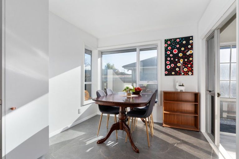 Photo of property in 42 Neill Street, Hornby, Christchurch, 8042