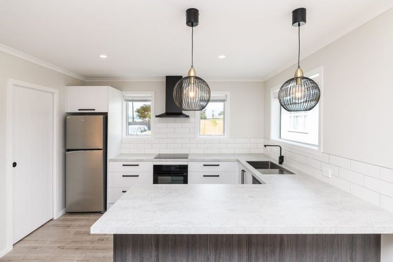 Photo of property in 208a Tremaine Avenue, Highbury, Palmerston North, 4412