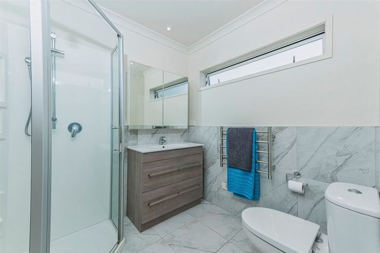 Photo of property in 62 Station Street, Hobsonville, Auckland, 0616