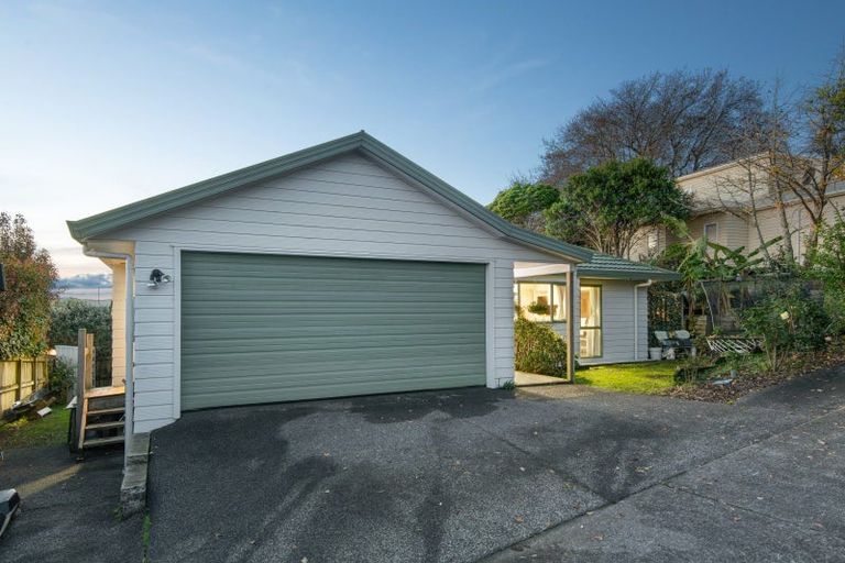 Photo of property in 25a Jelas Road, Red Beach, 0932