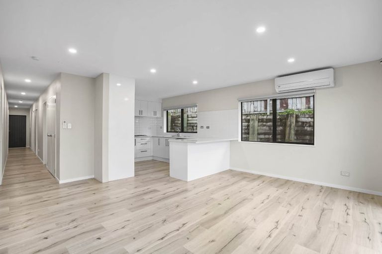 Photo of property in 54 Mili Way, Ranui, Auckland, 0612
