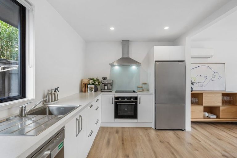 Photo of property in 37 Cessna Crescent, Mangere, Auckland, 2022