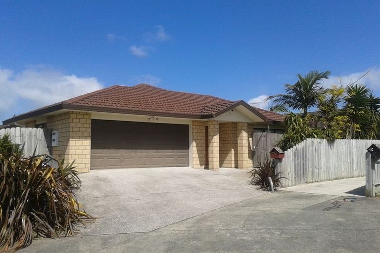 Photo of property in 18 Drumbeg Close, Flat Bush, Auckland, 2019