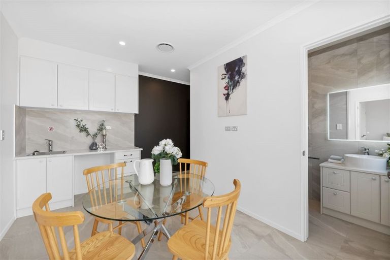 Photo of property in 13 Drumconnell Drive, Flat Bush, Auckland, 2019