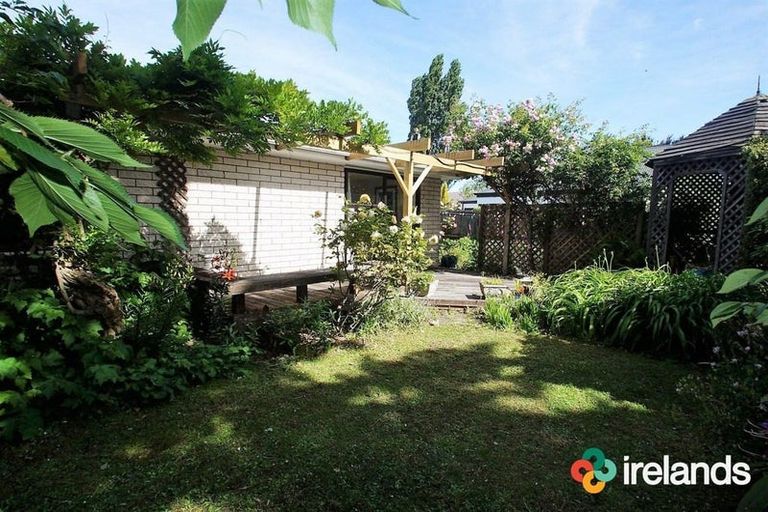 Photo of property in 103 Withells Road, Avonhead, Christchurch, 8042