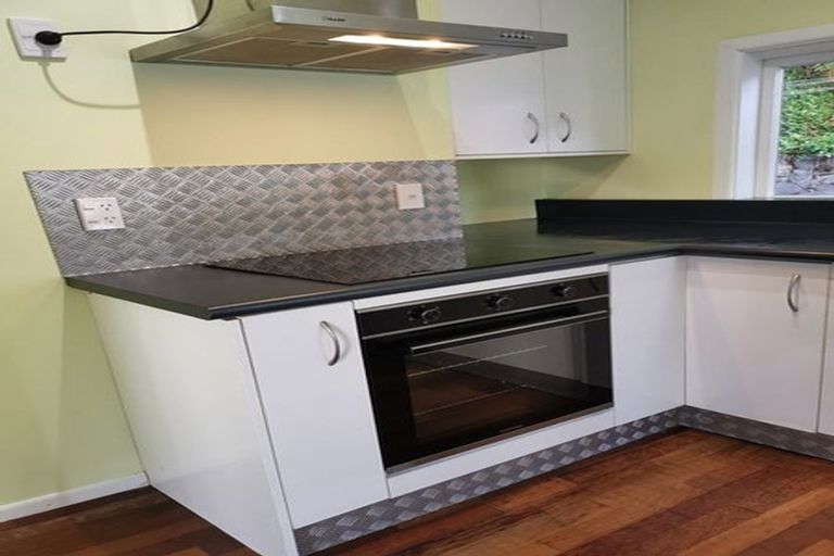 Photo of property in 2/1 Cecil Road, Wadestown, Wellington, 6012