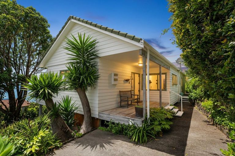 Photo of property in 2 Tairua Heights, Tairua, 3508