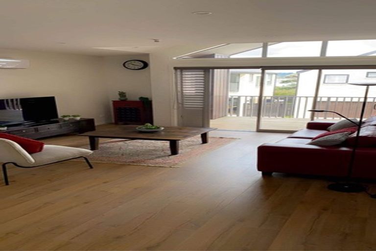 Photo of property in 6/28 Nevill Road, Hobsonville, Auckland, 0616