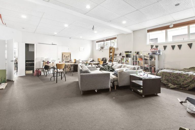 Photo of property in Apparel House, 215u1 Victoria Street, Te Aro, Wellington, 6011