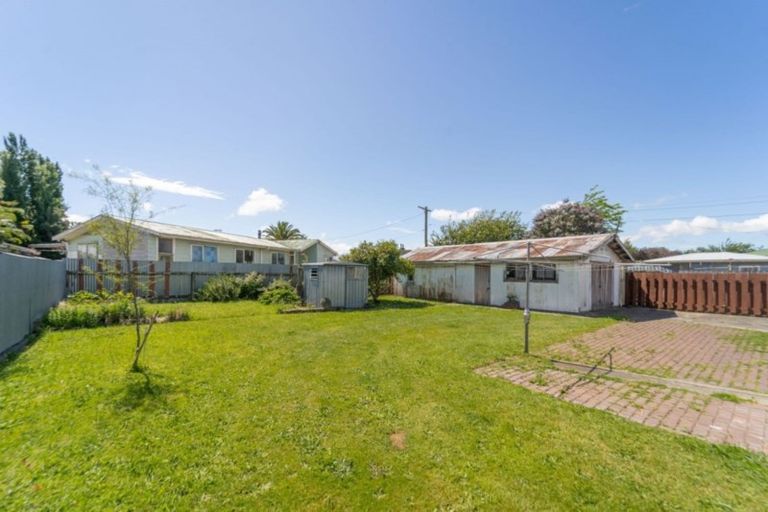 Photo of property in 90 Cameron Crescent, Masterton, 5810