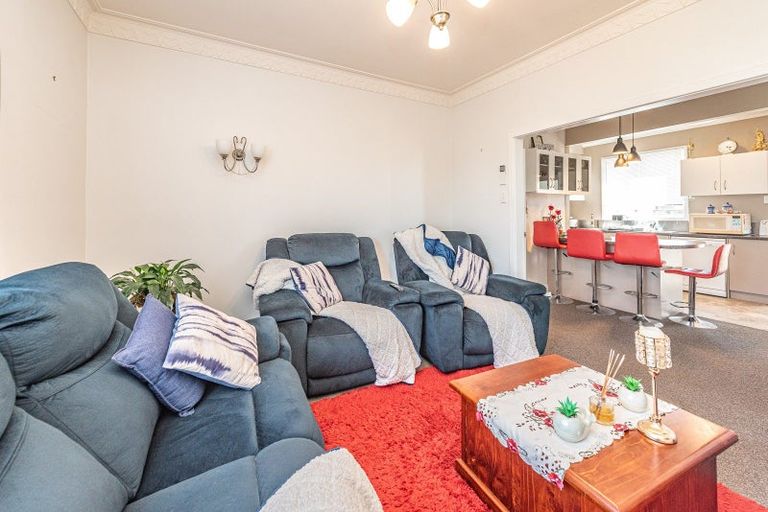 Photo of property in 16 Kawakawa Street, Whanganui East, Whanganui, 4500