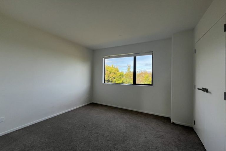 Photo of property in 7/241 Don Buck Road, Massey, Auckland, 0614