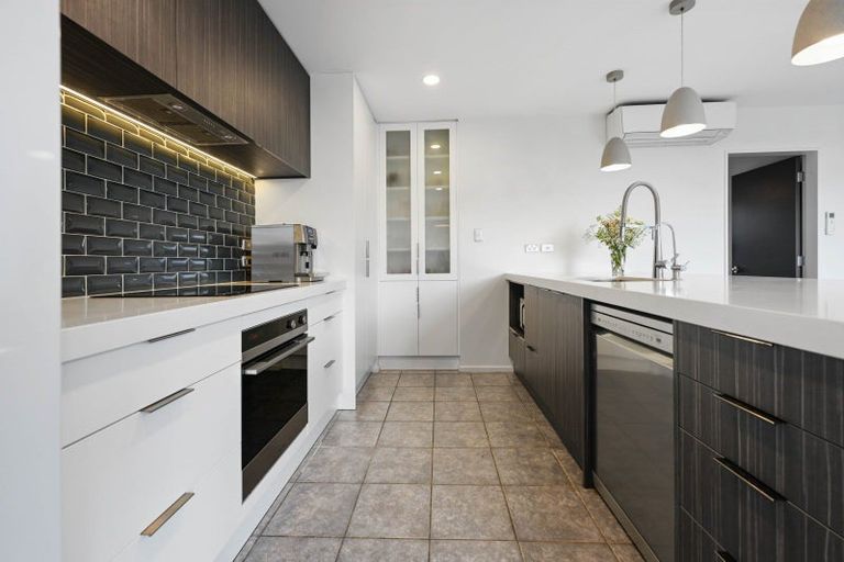 Photo of property in 12 Cumbria Way, Hamilton East, Hamilton, 3216