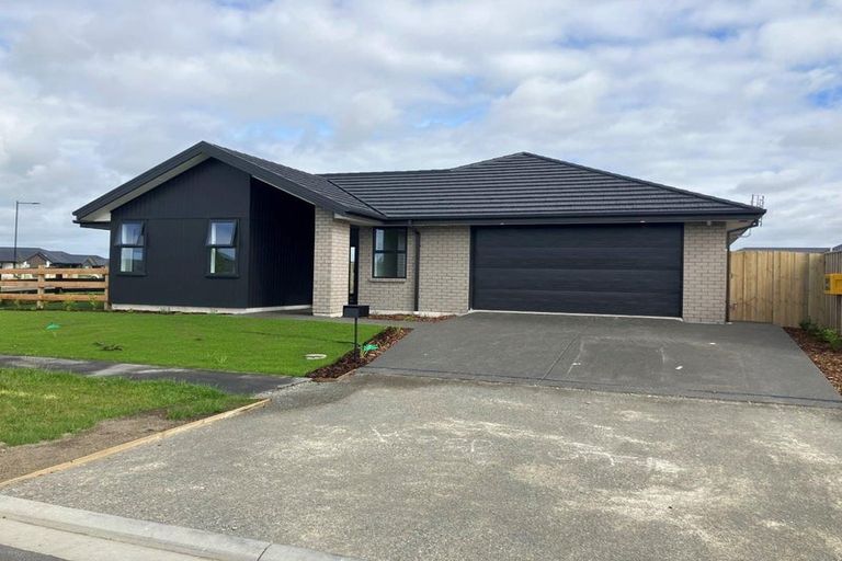 Photo of property in 1 Lovelock Avenue, Rolleston, 7615