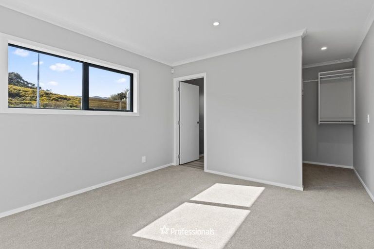 Photo of property in 16 Harry Martin Lane, Wainuiomata, Lower Hutt, 5014