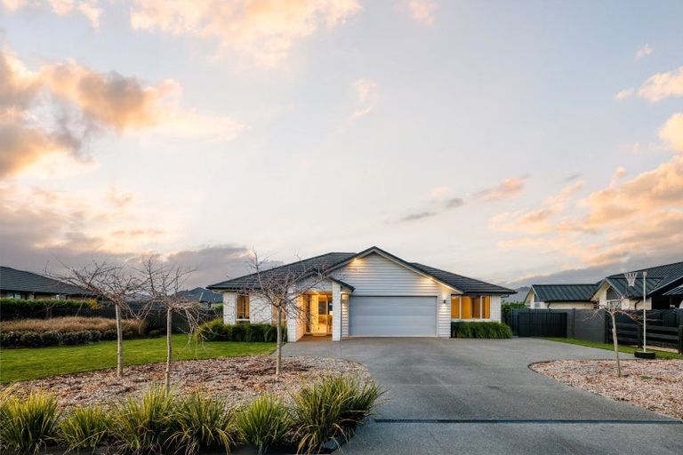 Photo of property in 39 Mike Smith Drive, Cambridge, 3434