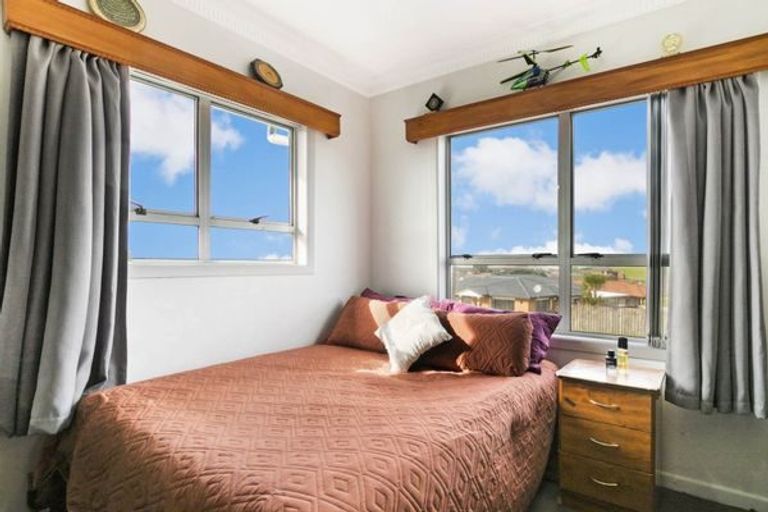 Photo of property in 28 Prangley Avenue, Mangere, Auckland, 2022