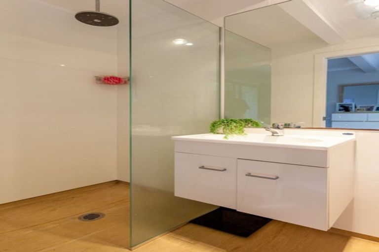 Photo of property in 123 Park Avenue, Whangamata, 3620